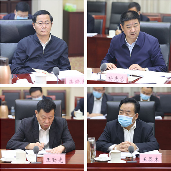 审委会照片4.png